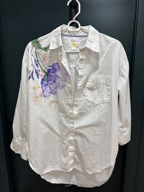 Anthropologie White Button-Up Crop Top with Purple Floral Detail